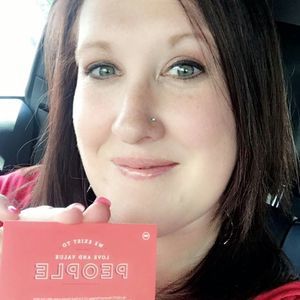 Meet your Posher, Jena